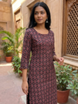 black_red_kurti_Standing-1777995570693