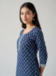 blue_kurti_Turned-Side-1777997415721